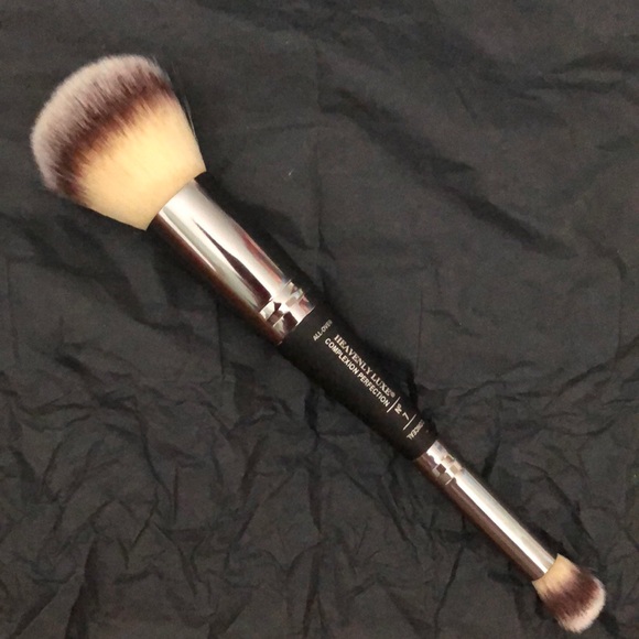 Heavenly Luxe Complexion Perfection Brush #7 - Picture 3 of 4